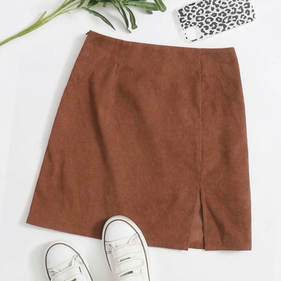 Dresses & Skirts - Elegant Brown Women's Skirt